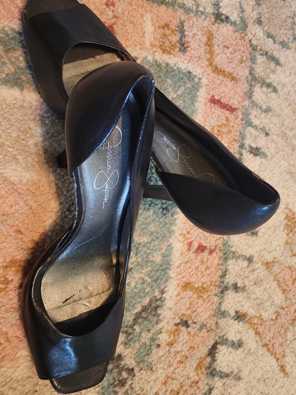 Jessica Simpson Black Open-Toe Crossover Mid Heels